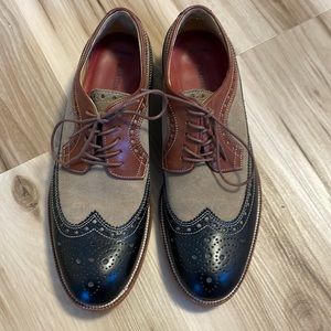 Johnston & Murphy Men’s Wingtip Shoes - size 8